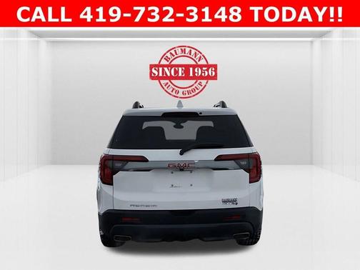 2023 GMC Acadia AT4