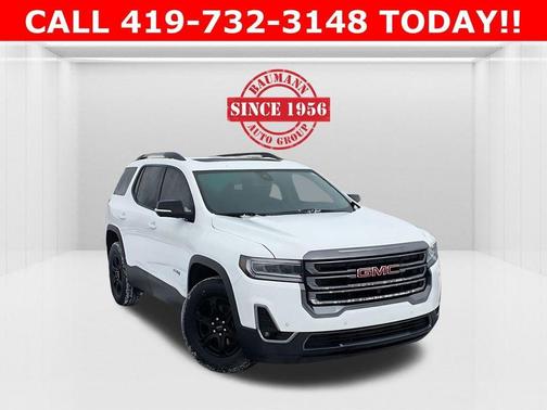 Summit White 2023 GMC Acadia AT4