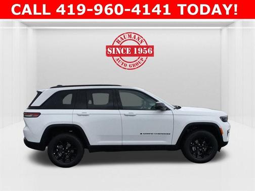 2025 Jeep Grand Cherokee Laredo
