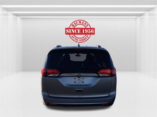 2018 Chrysler Pacifica Touring-L Plus