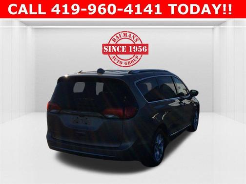 2018 Chrysler Pacifica Touring-L Plus