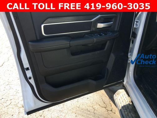 Bright White Clearcoat 2026 RAM 2500 Big Horn