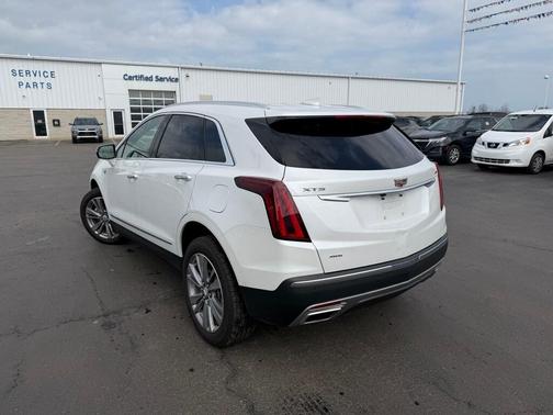 2025 Cadillac XT5 Premium Luxury