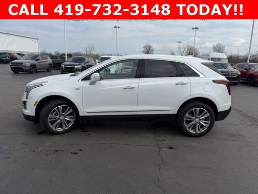 2025 Cadillac XT5 Premium Luxury