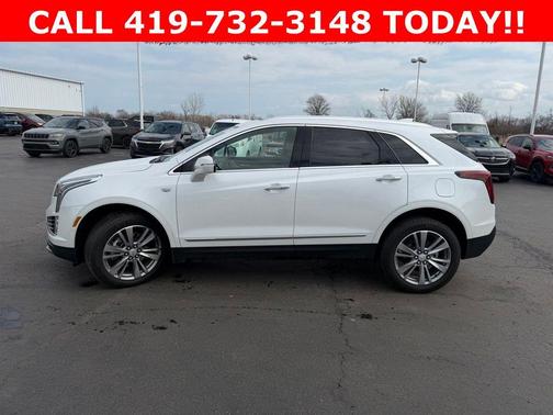 2025 Cadillac XT5 Premium Luxury