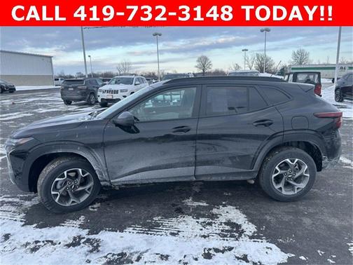 2025 Chevrolet Trax LT