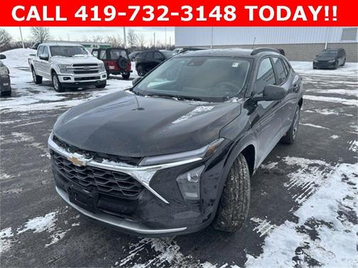 2025 Chevrolet Trax LT