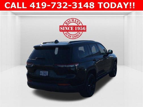 2023 Jeep Grand Cherokee L Laredo