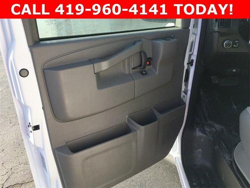 2025 Chevrolet Express 2500 Work Van