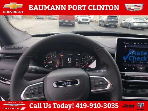 Bright White Clearcoat 2026 Jeep Compass Latitude