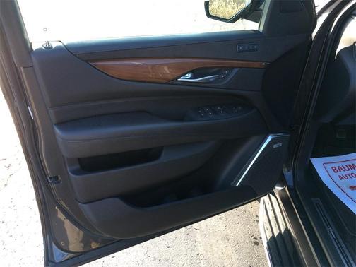 2018 Cadillac Escalade ESV Luxury
