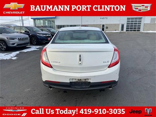 2013 Lincoln MKS Base