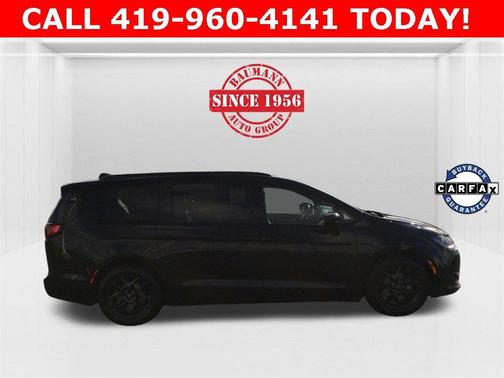 2018 Chrysler Pacifica Touring-L
