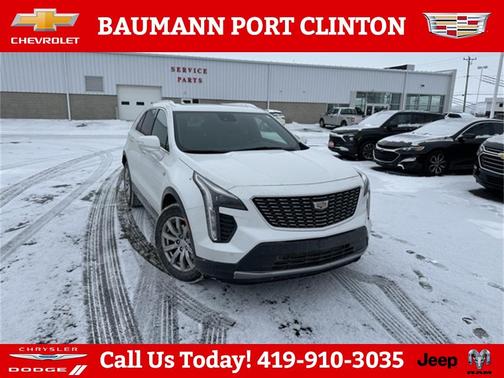 2023 Cadillac XT4 Premium Luxury