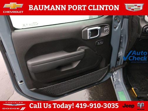 Anvil Clearcoat 2026 Jeep Wrangler Sport