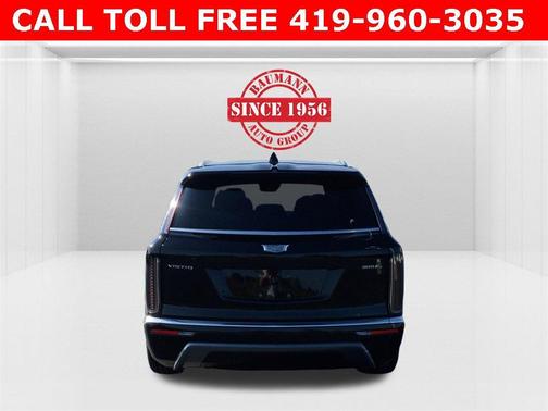 2026 Cadillac VISTIQ Luxury