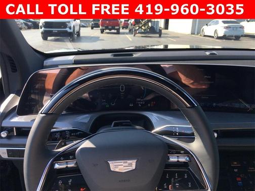 2026 Cadillac VISTIQ Luxury