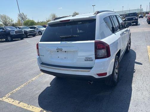 Bright White Clearcoat 2016 Jeep Compass High Altitude
