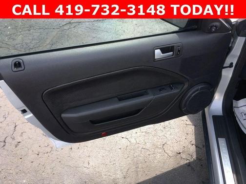 2006 Ford Mustang V6