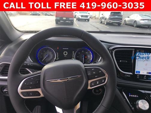 2026 Chrysler Pacifica Limited