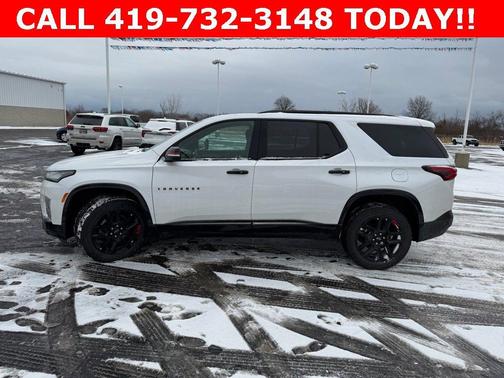 2023 Chevrolet Traverse Premier