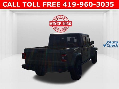 2026 Jeep Gladiator Sport