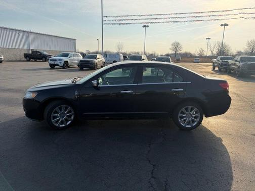 Tuxedo Black Metallic 2011 Lincoln MKZ Base