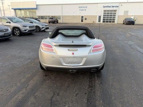 2008 Saturn Sky 