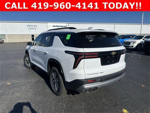 2025 Chevrolet Traverse LT