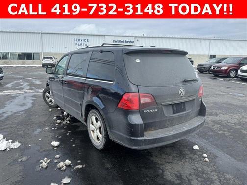 2011 Volkswagen Routan SEL