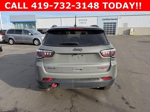 2023 Jeep Compass Trailhawk