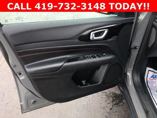 2023 Jeep Compass Trailhawk