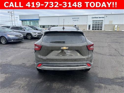 2024 Chevrolet Trax LT