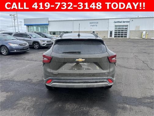 2024 Chevrolet Trax LT