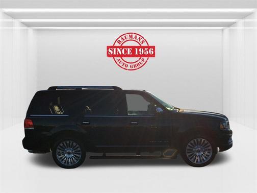 2016 Lincoln Navigator Select