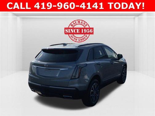 2025 Cadillac XT5 Sport