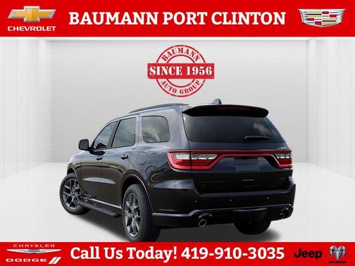DB Black Crystal Clearcoat 2026 Dodge Durango GT HEMI V8