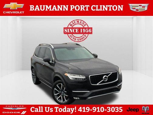 2016 Volvo XC90 T6 Momentum