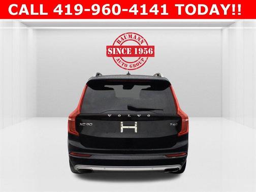 2016 Volvo XC90 T6 Momentum