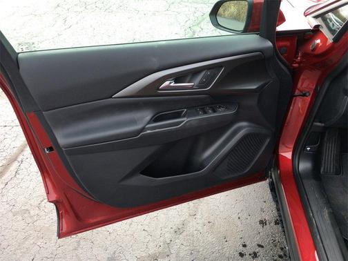 2026 Chevrolet Equinox EV LT 1