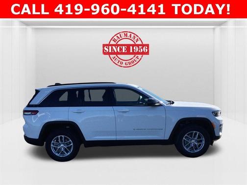 2025 Jeep Grand Cherokee Laredo