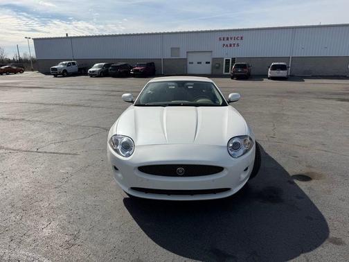 White 2009 Jaguar XK