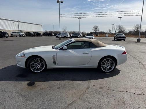 White 2009 Jaguar XK