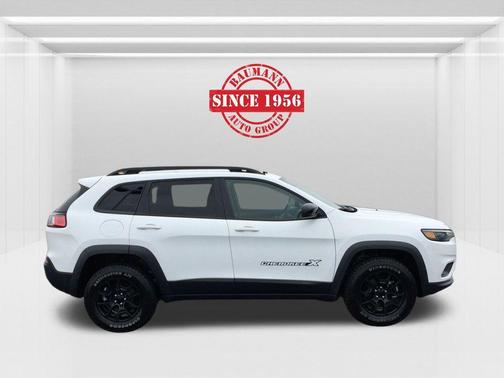 Bright White Clearcoat 2022 Jeep Cherokee X