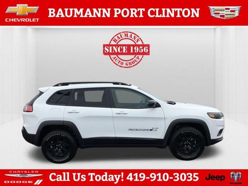 Bright White Clearcoat 2022 Jeep Cherokee X