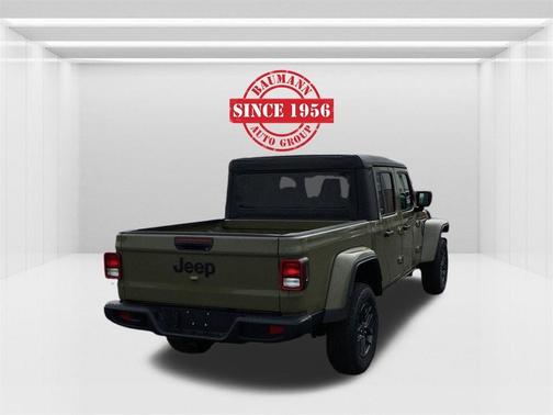 2026 Jeep Gladiator Sport