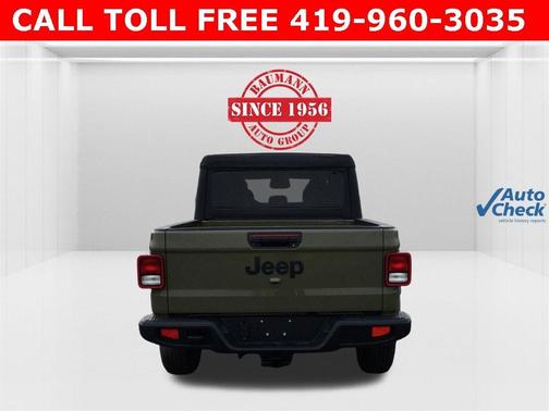 2026 Jeep Gladiator Sport