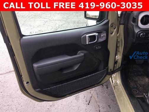 2026 Jeep Gladiator Sport