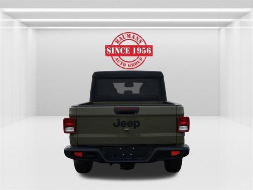 2026 Jeep Gladiator Sport
