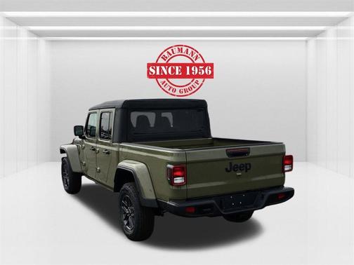 2026 Jeep Gladiator Sport
